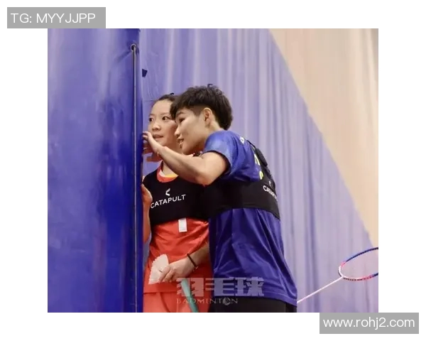 深圳羽毛球队与西安羽毛球队赛后复盘团队协作的成功与不足分析