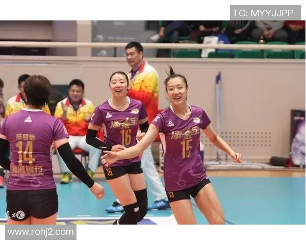 深圳排球队在城市联赛中的状态分析与表现评估