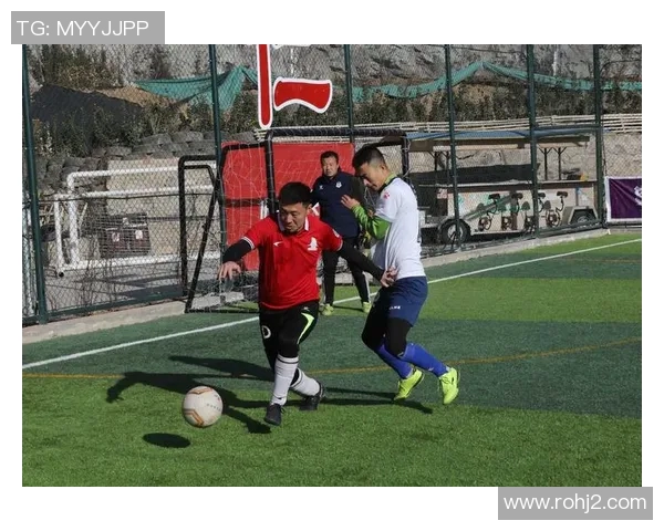 赵娜独家揭秘足球技巧与心得分享助你提升球技与战术理解 赵娜独家揭秘足球技巧与心得分享助你提升球技与战术理解