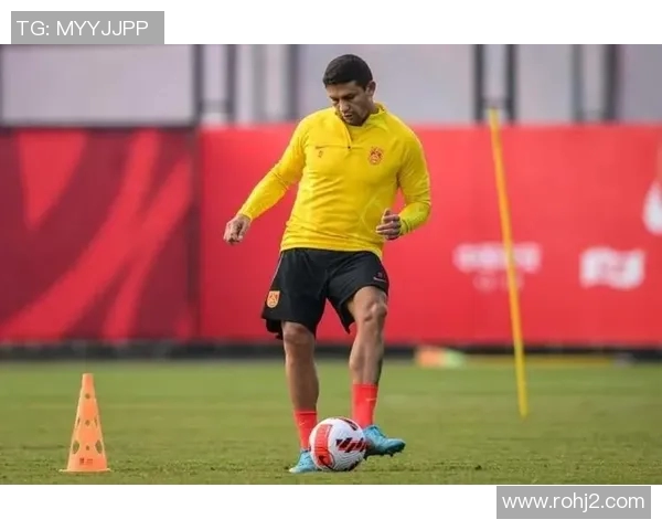 足球明星退役年龄揭秘他们在职业生涯中经历了哪些挑战与成就